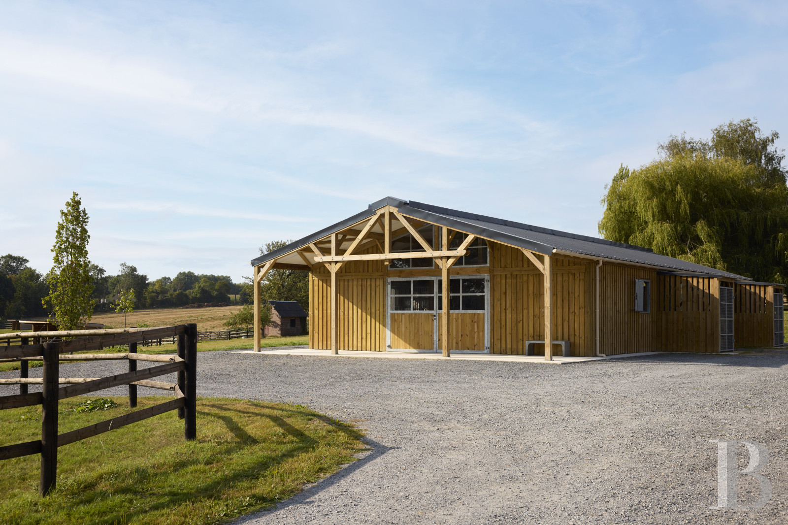 En Pays d’Auge, non loin de Lisieux, une ancienne ferme du 19e siècle transformée en paradis équestre - photo  n°20